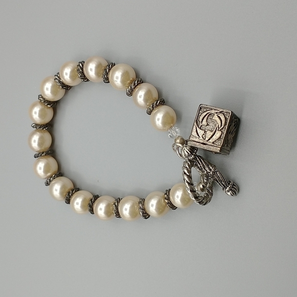 Cuff Bracelets with druzy bangles, pearl bracelets and more - Picture 9 of 16